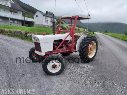 David Brown 780 ficha tecnica